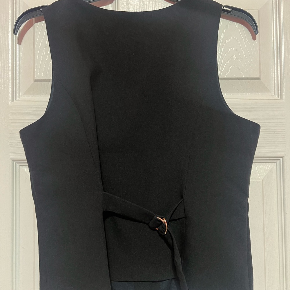 Abercrombie & Fitch Black Vest - Picture 5 of 5